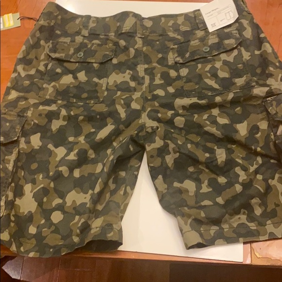 Goodfellow & Co green cargo shorts NWT - Picture 7 of 7